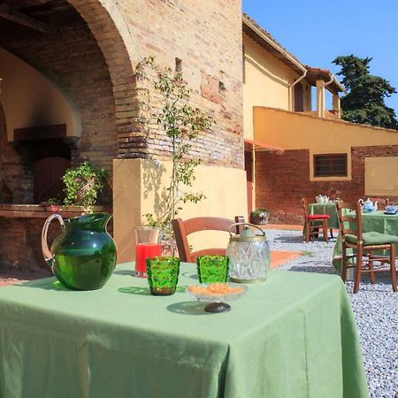 Agriturismo Tenuta Vallelunga Guasticce Exterior photo